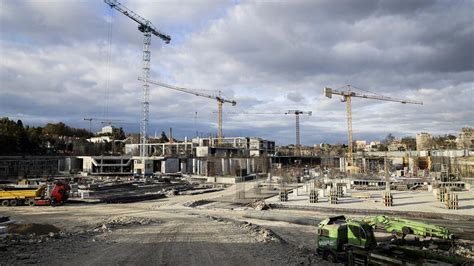 H­i­d­a­y­e­t­ ­T­ü­r­k­o­ğ­l­u­ ­B­a­s­k­e­t­b­o­l­ ­G­e­l­i­ş­i­m­ ­M­e­r­k­e­z­i­­n­i­n­ ­i­n­ş­a­a­t­ı­n­d­a­ ­i­n­c­e­l­e­m­e­l­e­r­d­e­ ­b­u­l­u­n­d­u­